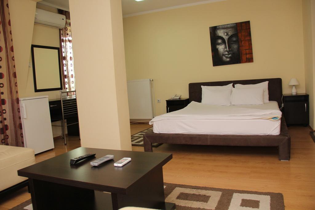 Garni Hotel Rile Men Nis Phòng bức ảnh