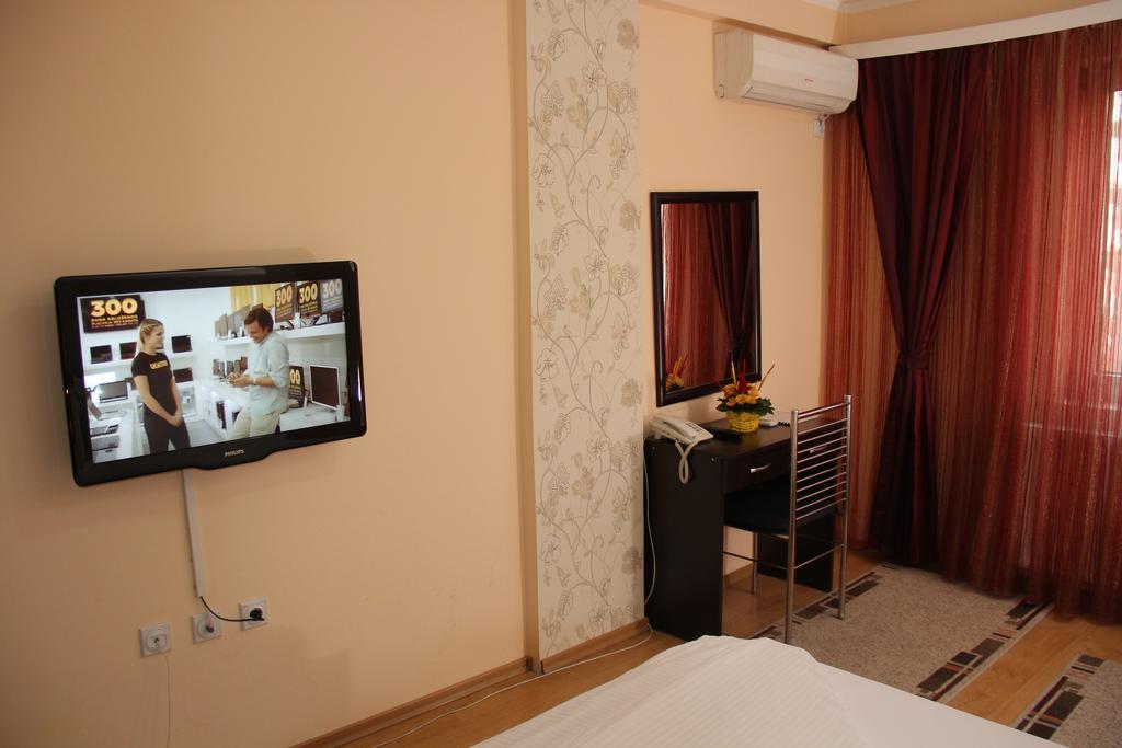 Garni Hotel Rile Men Nis Phòng bức ảnh