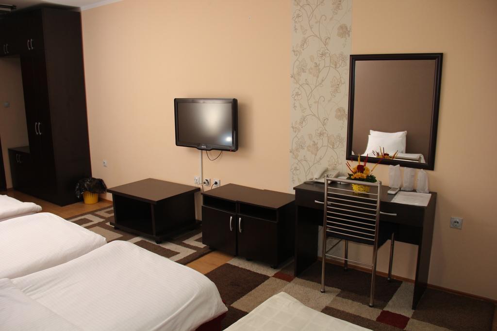 Garni Hotel Rile Men Nis Phòng bức ảnh