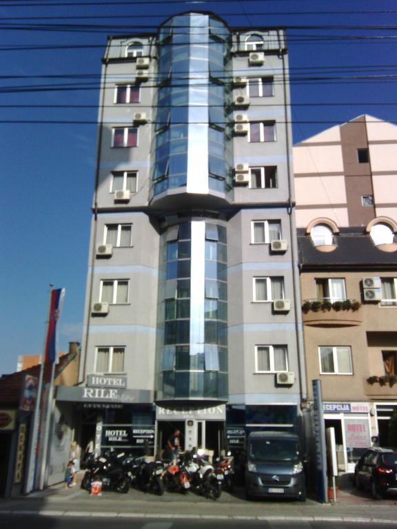 Garni Hotel Rile Men Nis Ngoại thất bức ảnh